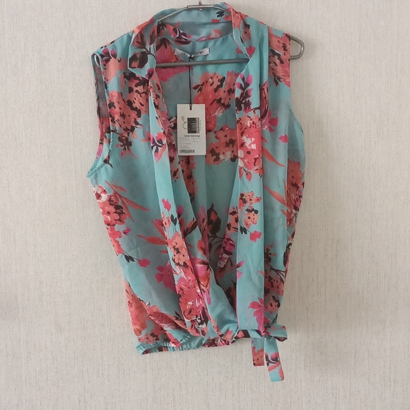 ✅UK 14 /XLOne femme Floral Top!